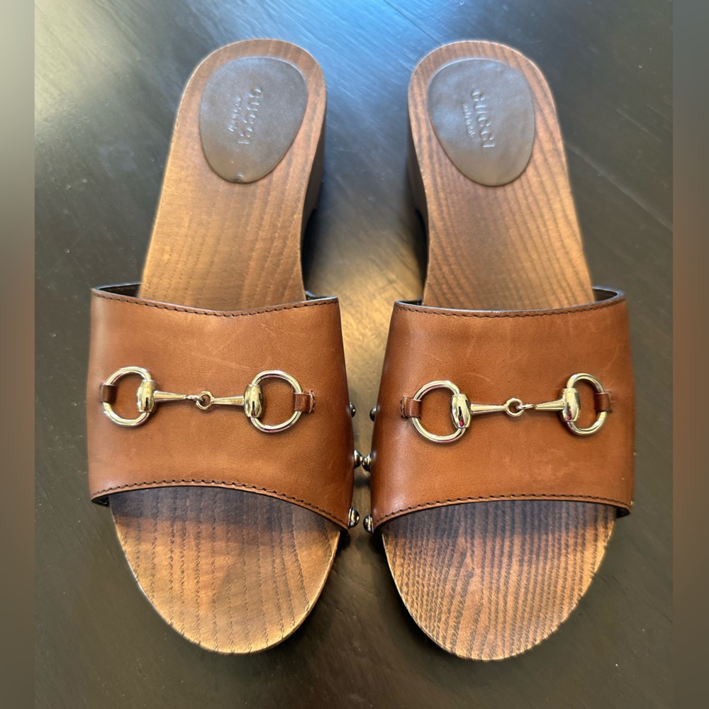 Used Women Size 38 1/2 Gucci Shoes